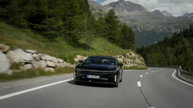 lucid_air-grand-touring_guinness-world-records-title_4-min.jpg